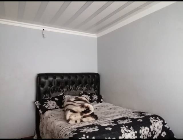 2 BEDROOM HOUSE FOR SALE IN MOHLAKENG